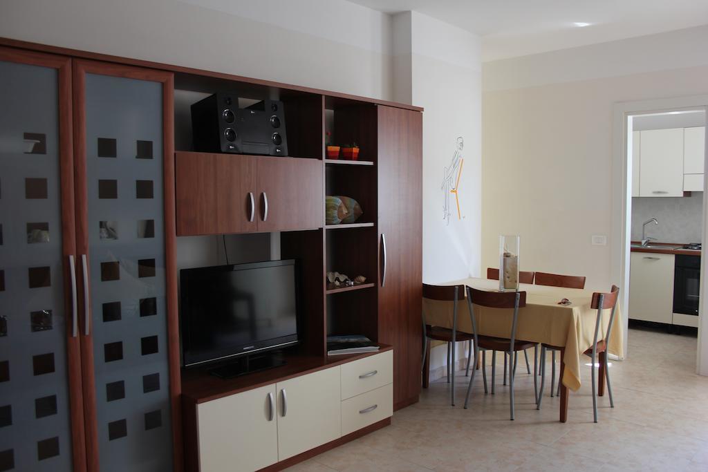 Blumen Bad Beach Apartman Metaponto Szoba fotó